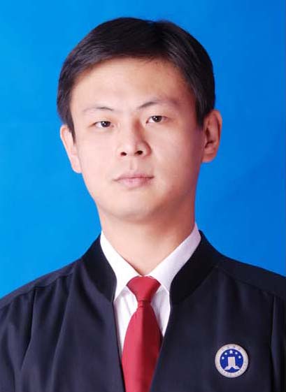 律师执业证_临沂执业律师月收入(2)